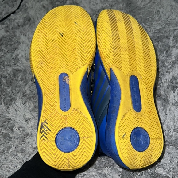 Under Armour Steph Curry 2.5 GS ‘Dub Nation Boy’s Basketball Sneakers - Picture 6 of 9